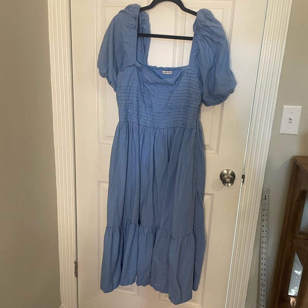 Abercrombie & Fitch Emerson Dress